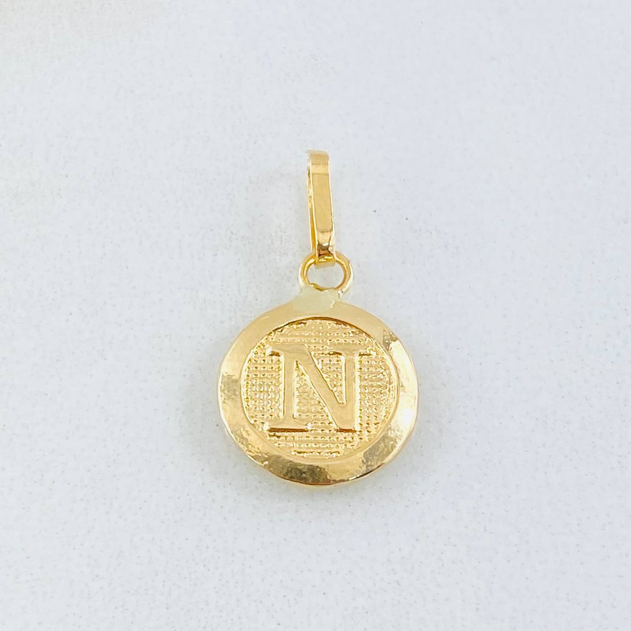 Pendant Circle Letter N 0.4 g / 3/4 in Yellow Gold 18K