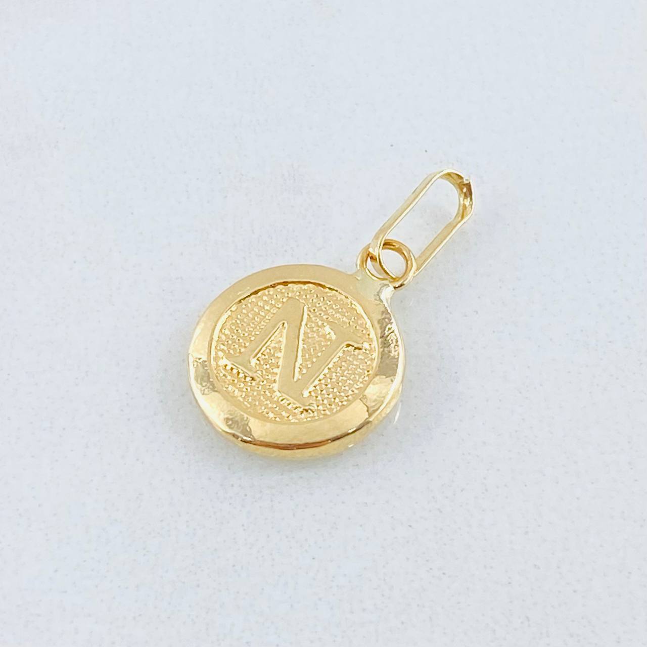 Pendant Circle Letter N 0.4 g / 3/4 in Yellow Gold 18K