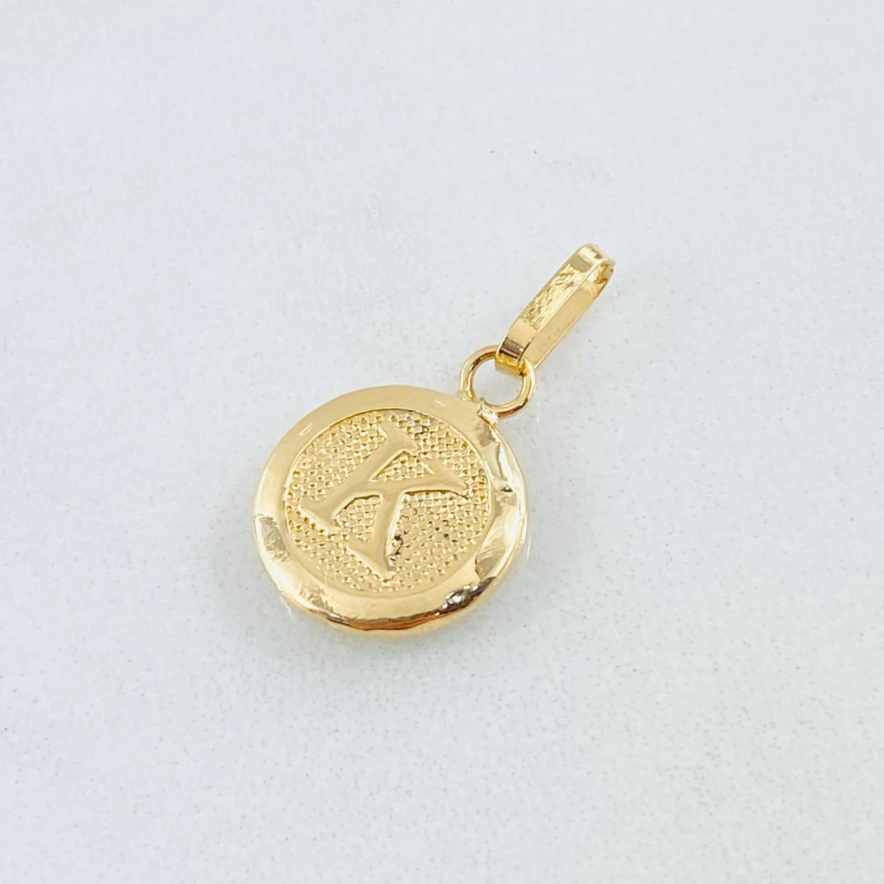 Pendant Letter K 0.65gr / 0.8in / 18K Gold