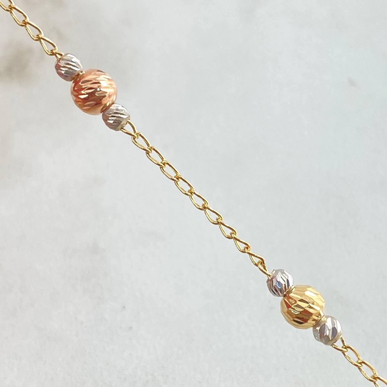 Orion Wheat Bracelet 2.85gr / 7.1in / Three Golds 18K