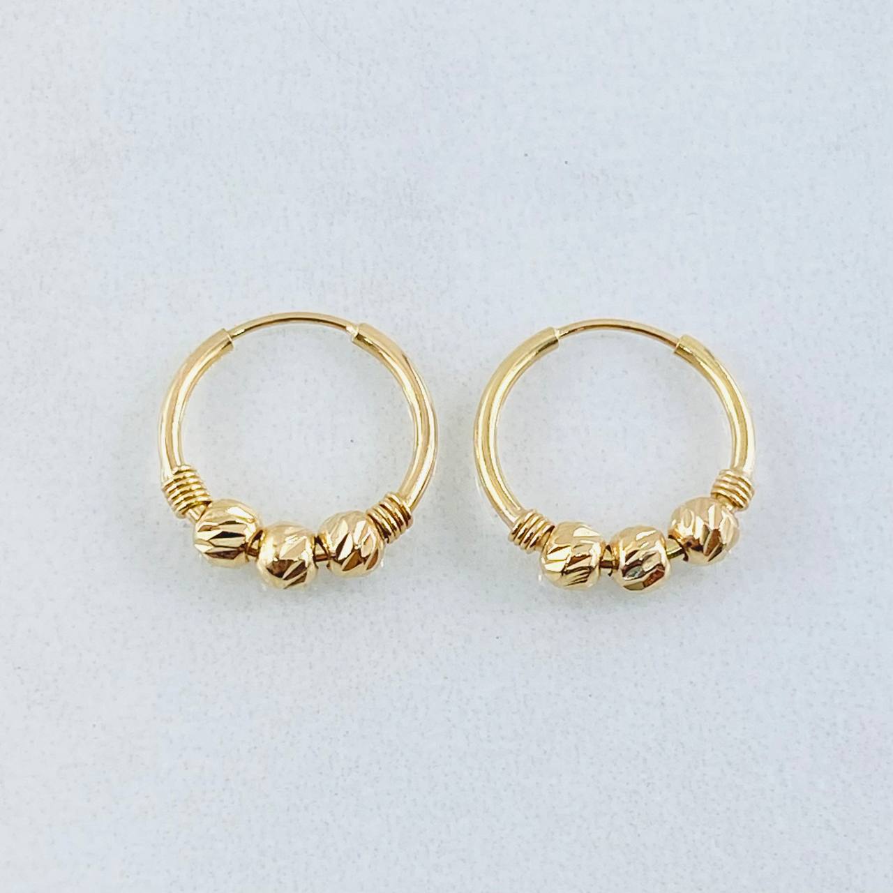 Hoop Earrings Trio 0.9gr / 1/2 in / 18K Gold