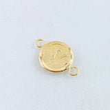 Charm Letter V 0.6gr / 0.7in / 18K Gold ©