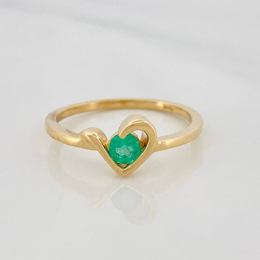 Emerald Heart Ring 20pts 2.4g / T6 3/4 Yellow Gold 18K