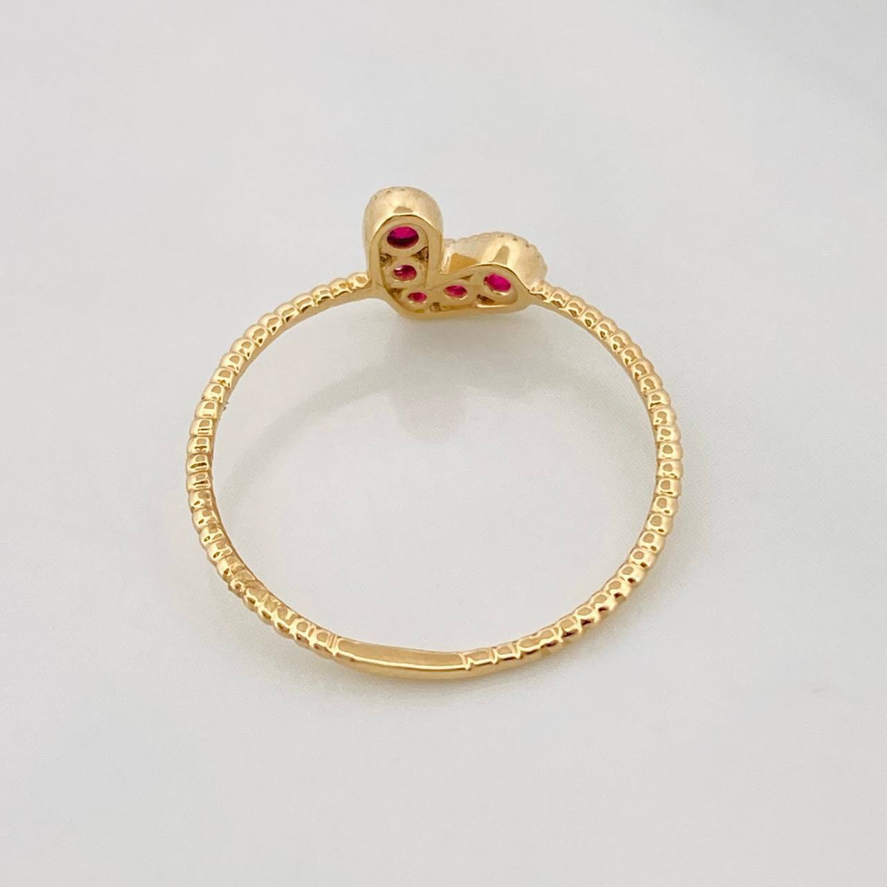 Anillo Corazon Rubíes 0.27pts 1.1g / T6 Oro Amarillo 18K
