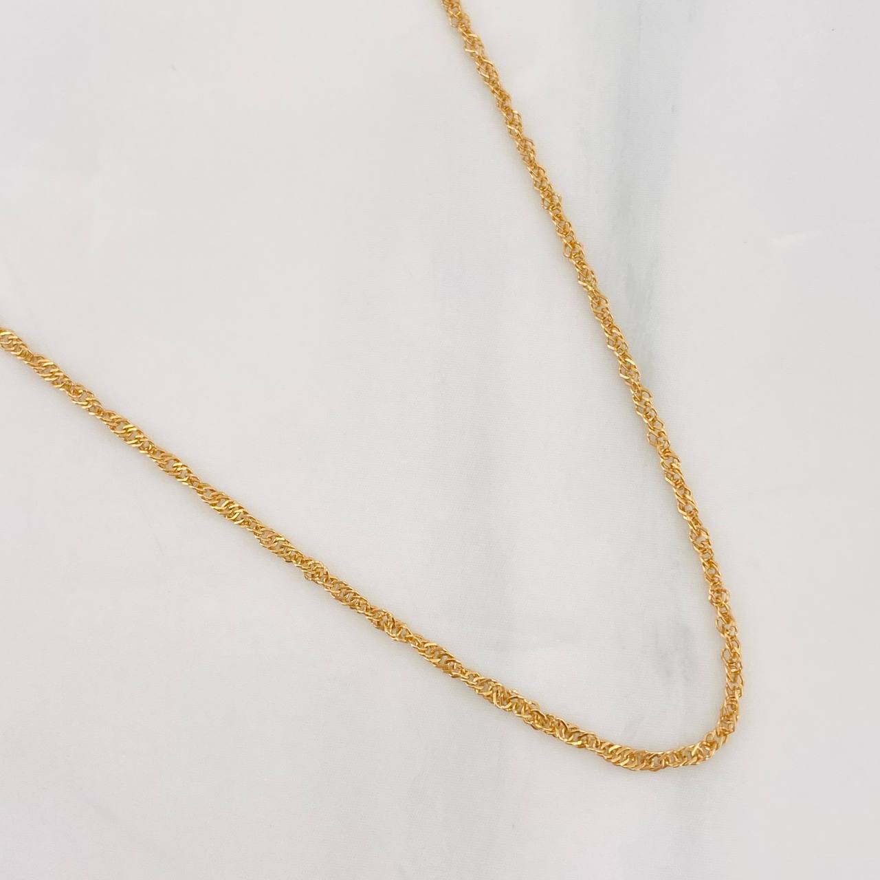 Singapore Chain 1.45g / 16 in / 1.44mm Yellow Gold 18K