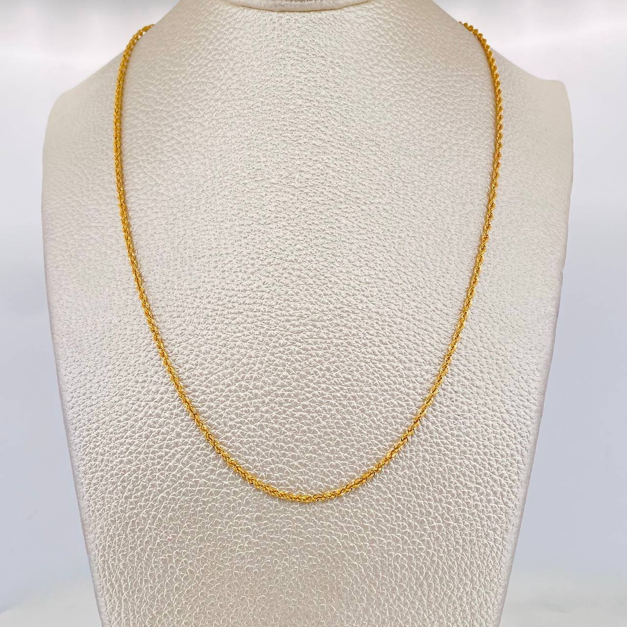 Cadena Lazo 1.35g / 16 in / 1.59mm Oro Amarillo 18K