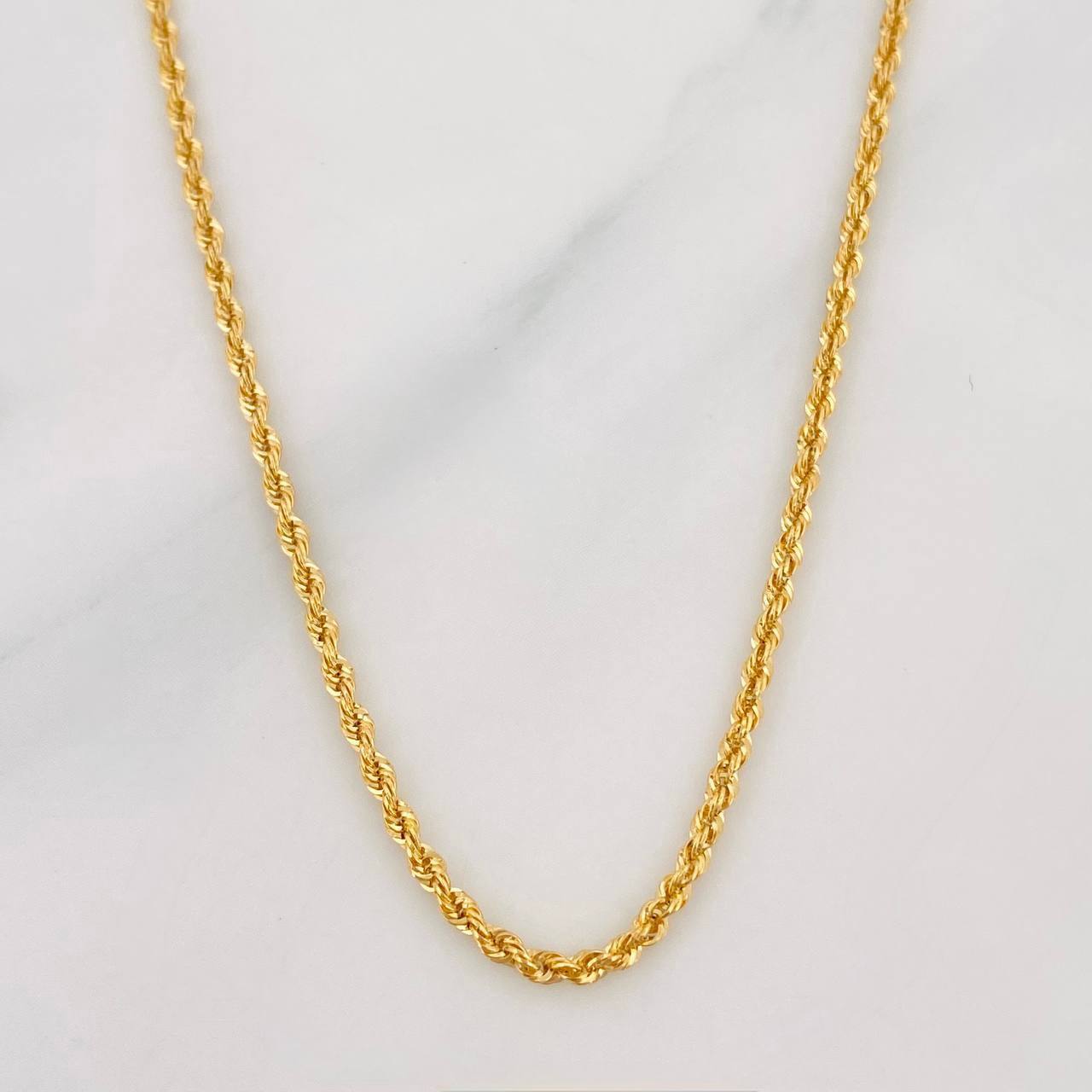 Cadena Lazo 1.35g / 16 in / 1.59mm Oro Amarillo 18K