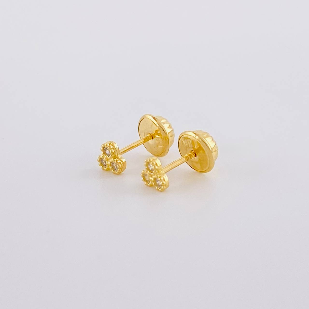 Topos Trio Circulos 0.55g / in / 3.7mm Oro Amarillo 18K