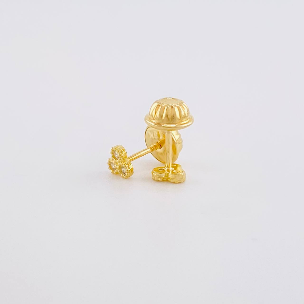 Topos Trio Circulos 0.55g / in / 3.7mm Oro Amarillo 18K