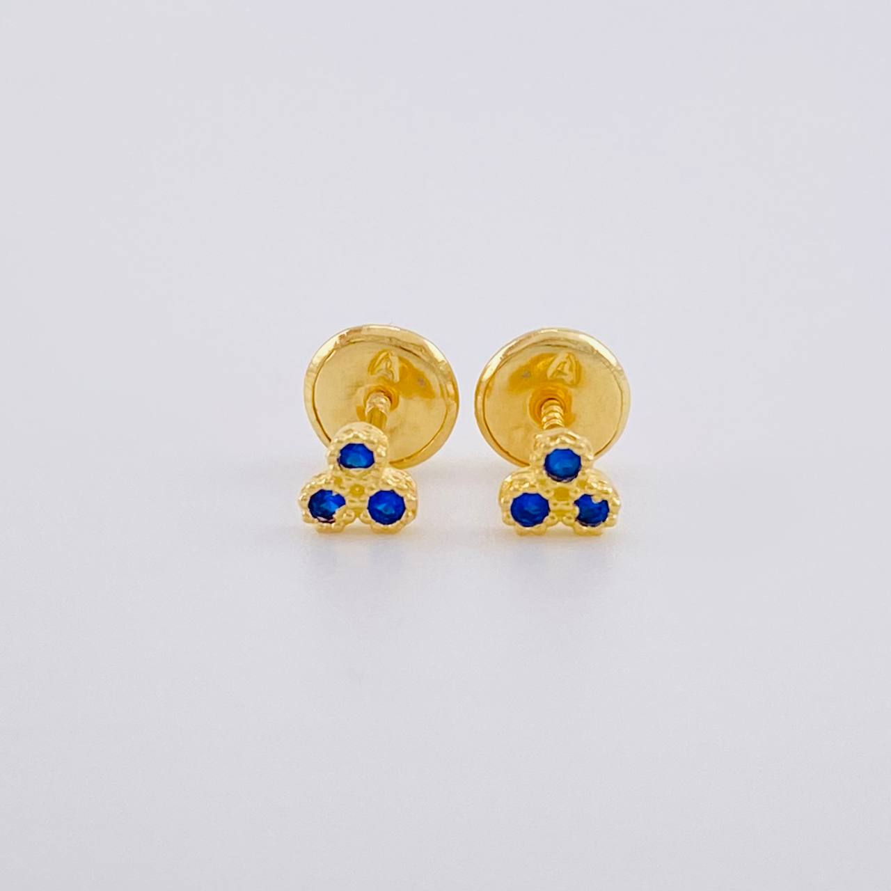Topos Trio Circulos 0.55g / in / 3.7mm Oro Amarillo 18K