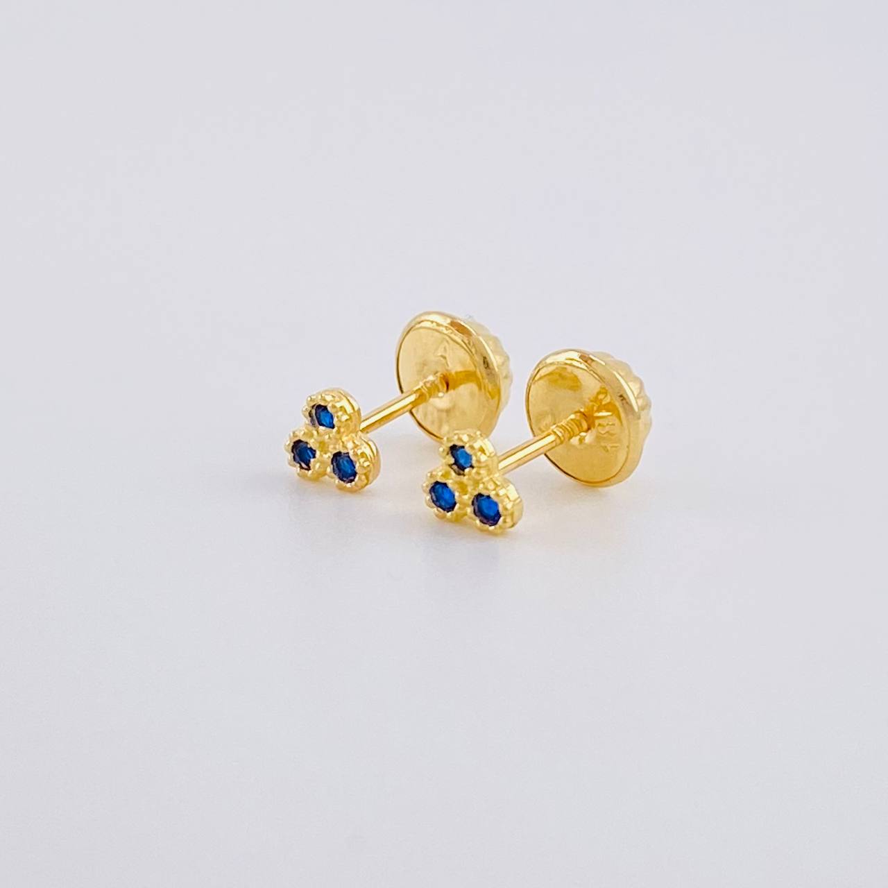 Stud Earrings Trio Circles 0.55g / in / 3.7mm Yellow Gold 18K