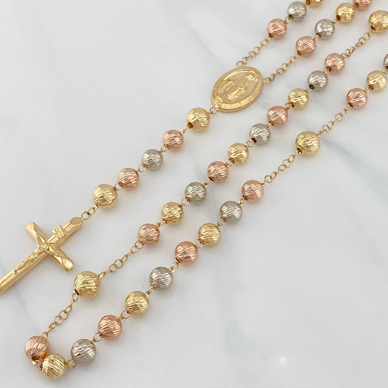 Rosario Virgen Milagrosa 16.65 g / 17 1/2 in / 7mm-8 mm Tres Oros 18K