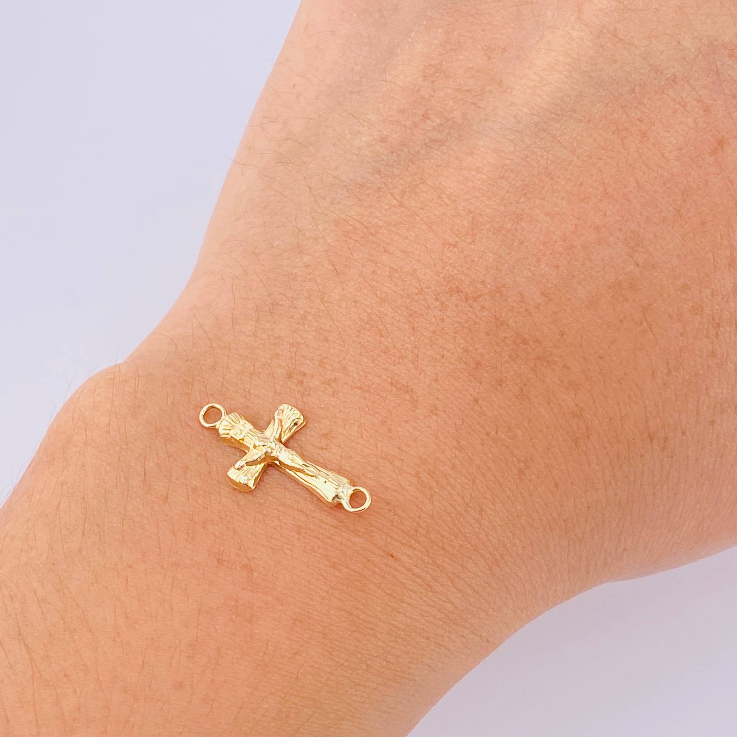 Herraje Cruz Cristo 0.45gr / 3/4 in / Oro Amarillo 18K ©