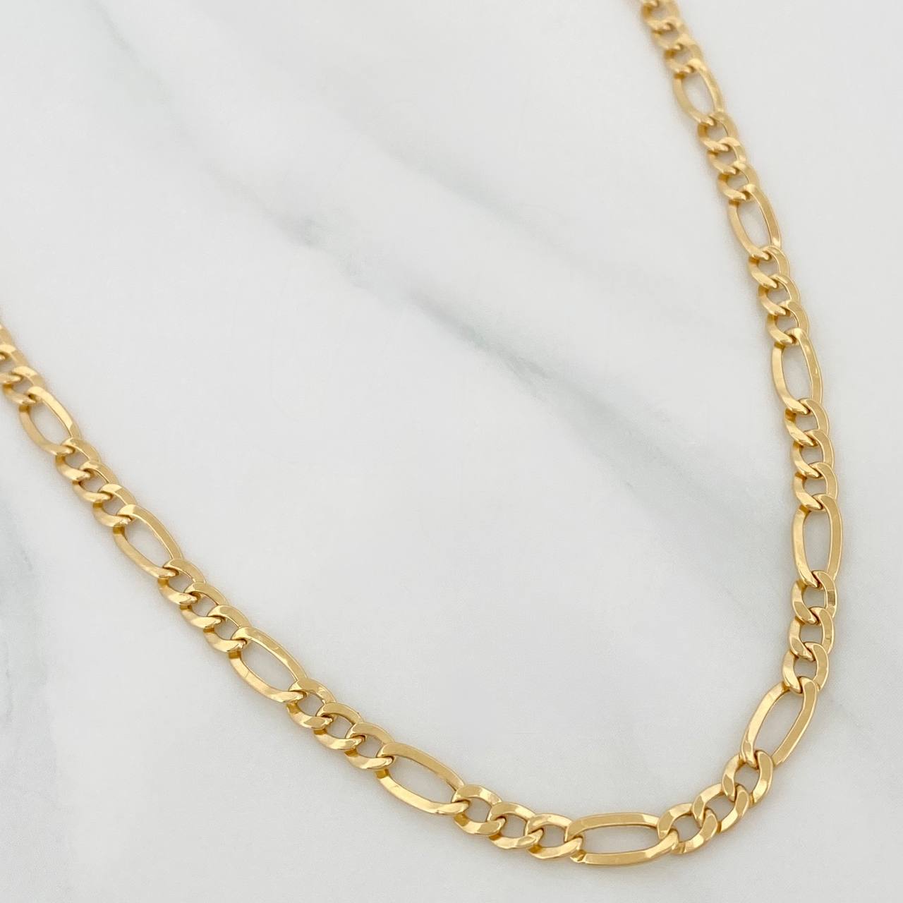 Cadena Figaro 5.1gr / 28 in / 3.33mm Oro Amarillo +1 18K $