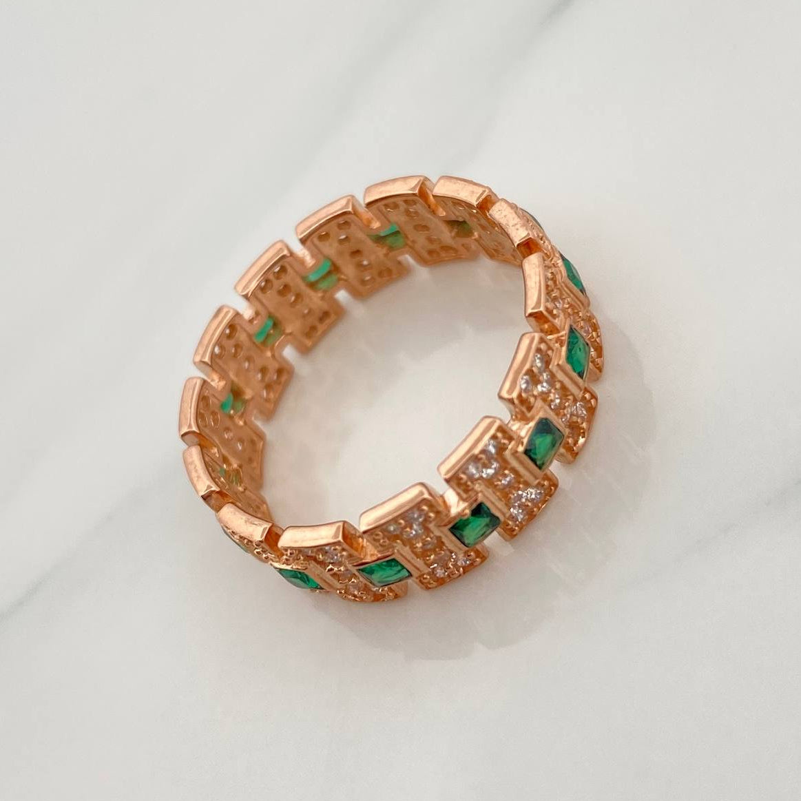Anillo Glam 4.2gr / T7 1/2 / Oro Rosa 18K $