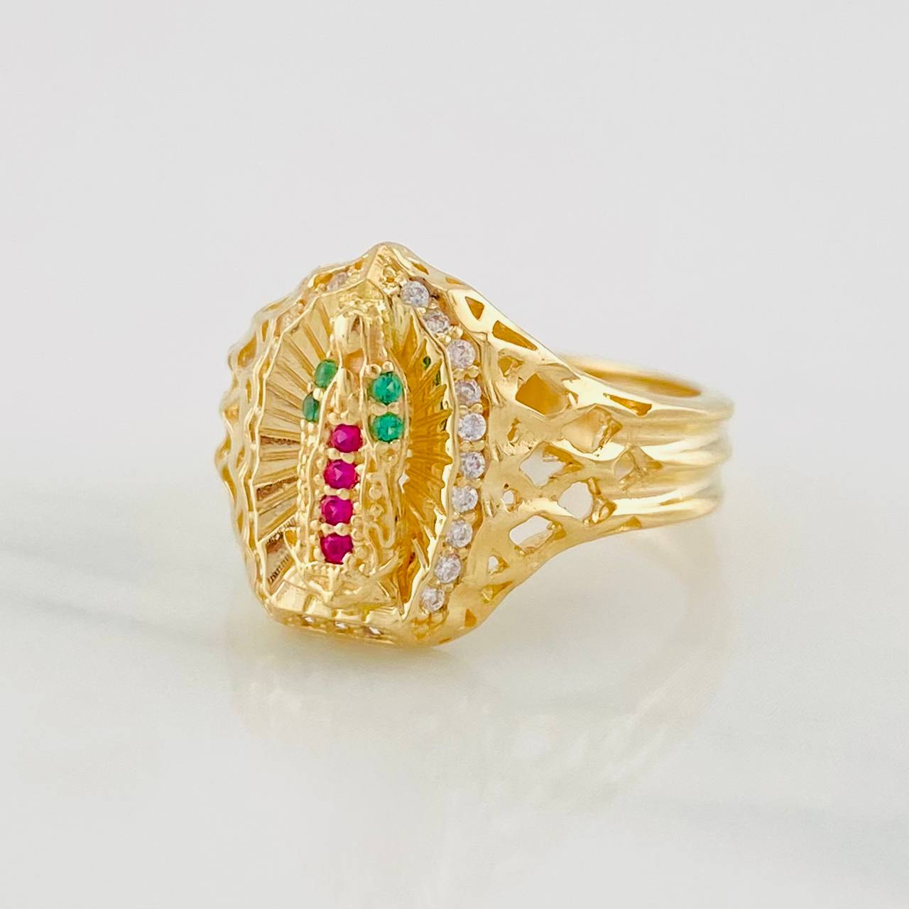 Anillo Virgen de Guadalupe 3.85g / T5 3/4 Oro Amarillo 18K
