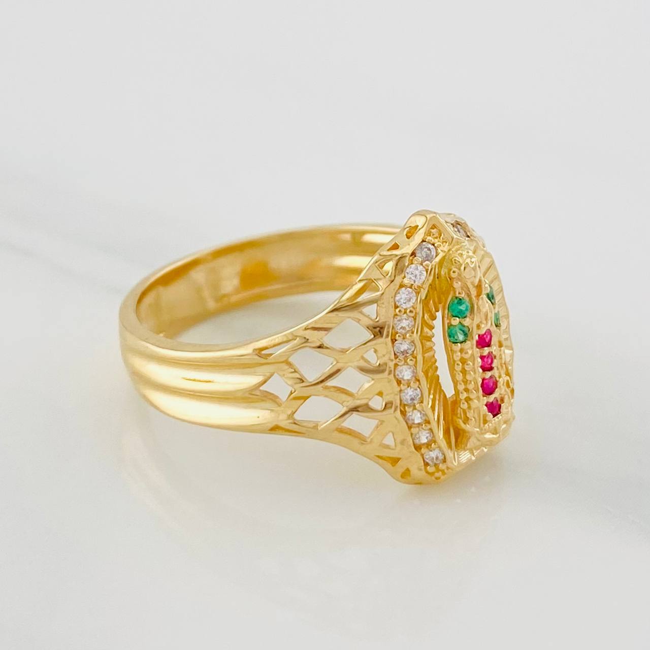 Anillo Virgen de Guadalupe 3.85g / T5 3/4 Oro Amarillo 18K