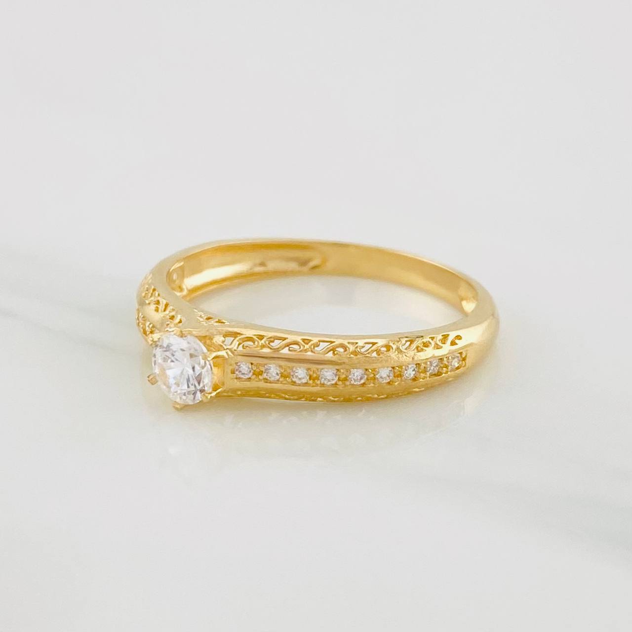 Anillo Churumbela Carril 2.05g / T7 3/4 Oro Amarillo 18K