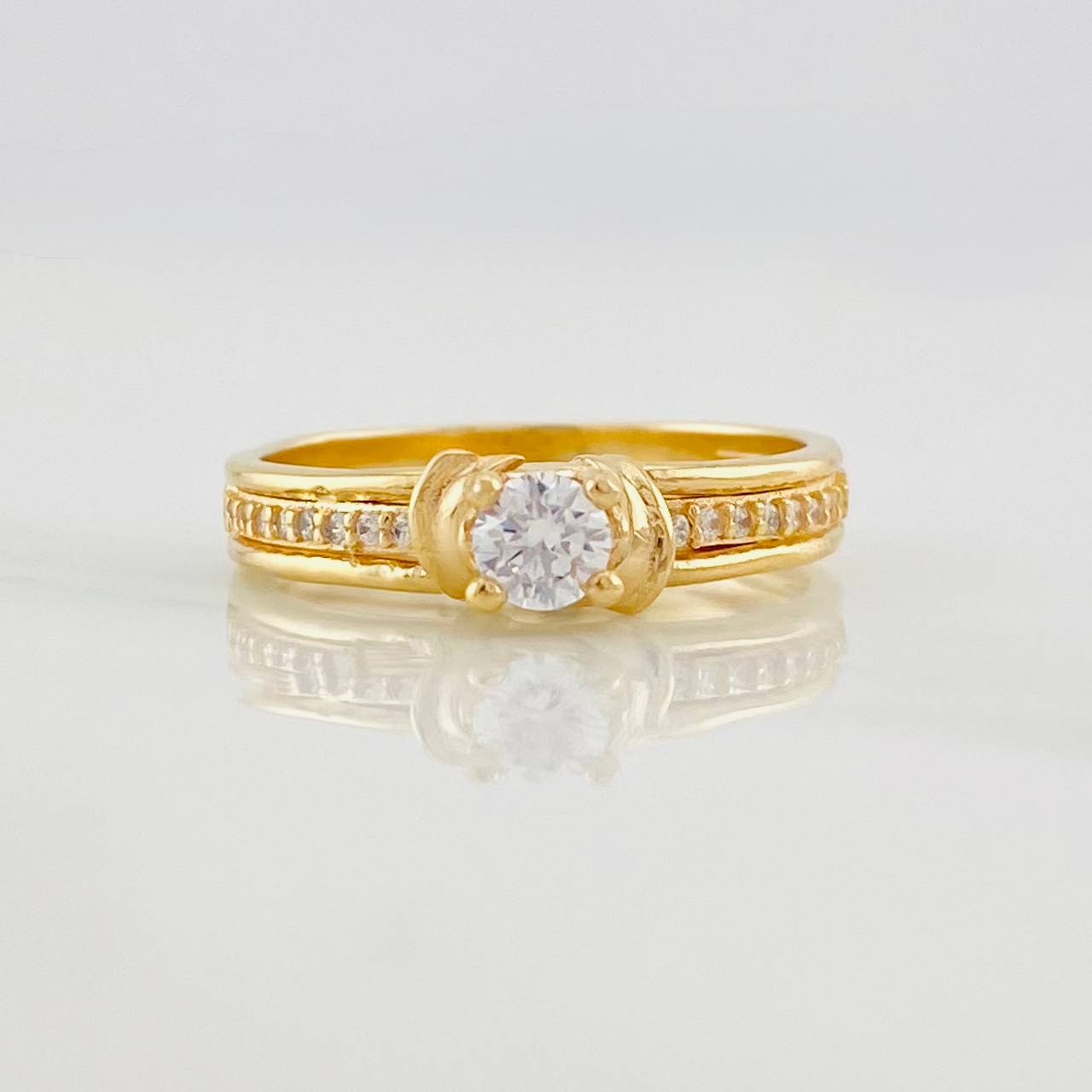 Anillo Solitario Churumbela 3.65g / T7 1/4 Oro Amarillo 18K