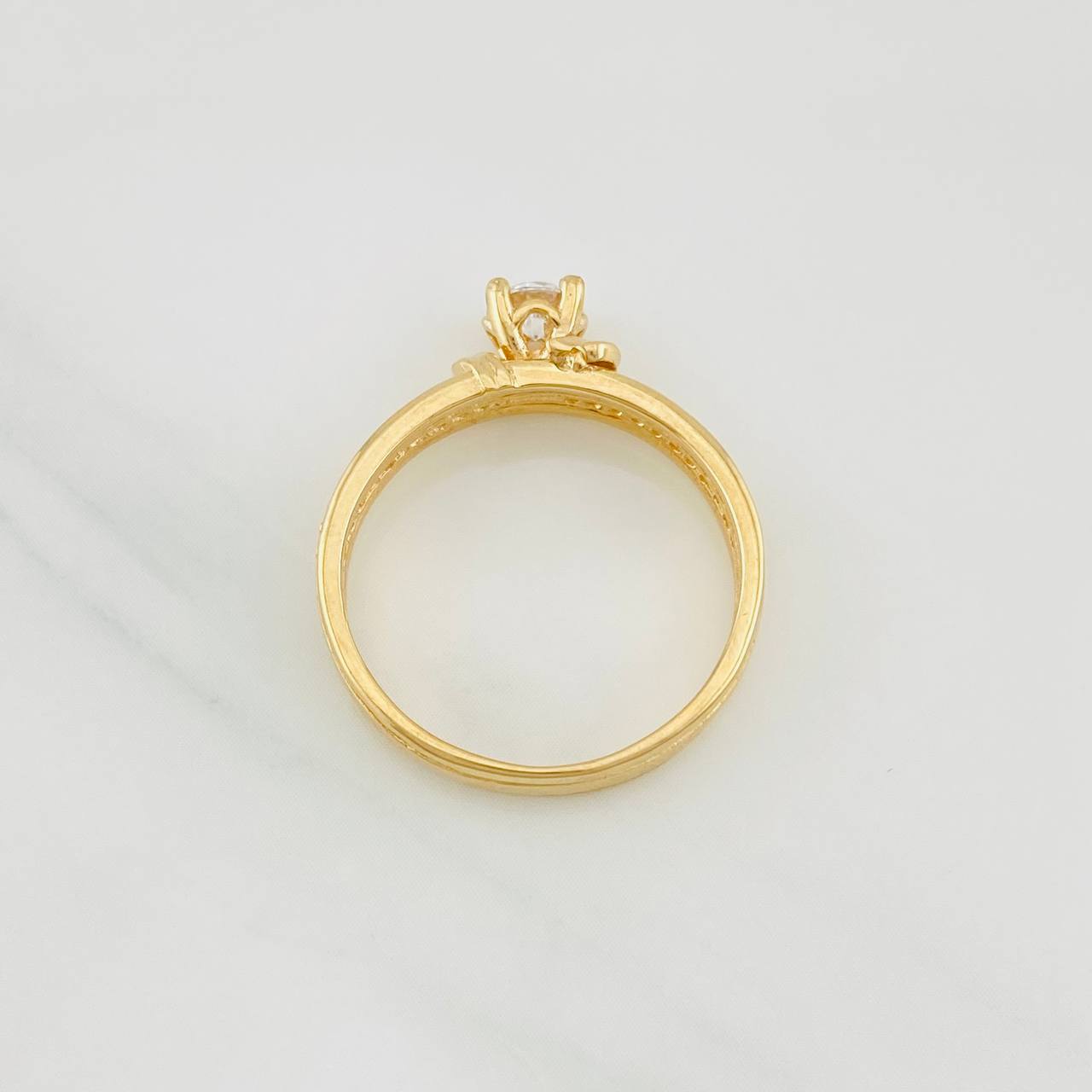 Anillo Solitario Churumbela 3.65g / T7 1/4 Oro Amarillo 18K