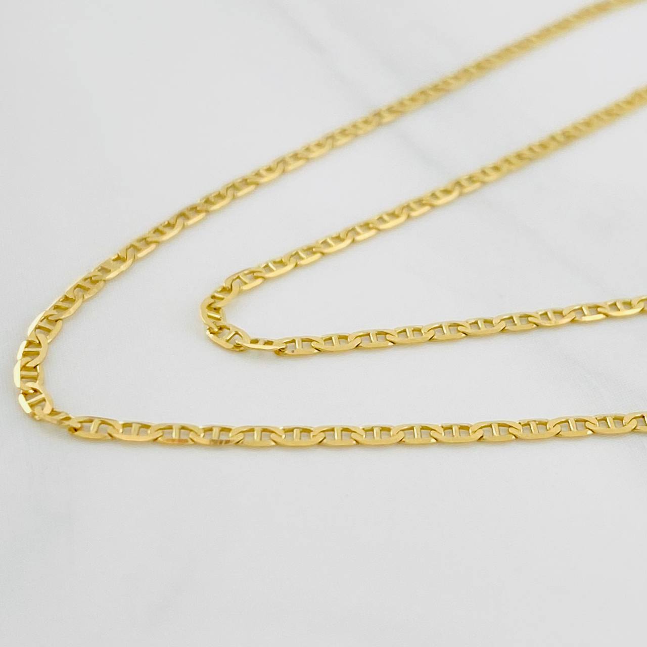 Cadena Escalera 1.55g / 16 in / 1.39mm Oro Amarillo 18K