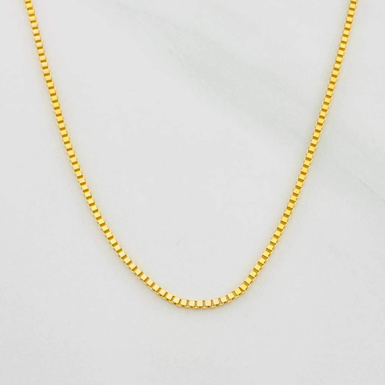 Cadena Veneciana 2.15g / 22 in / 0.7mm Oro Amarillo 18K