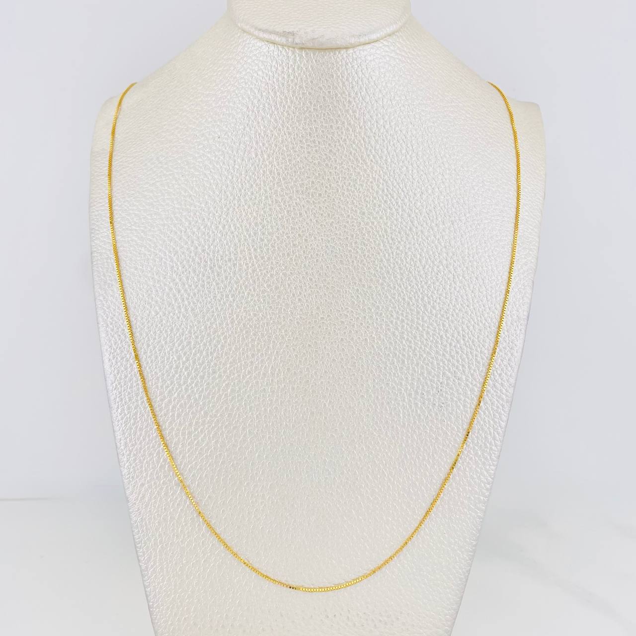 Cadena Veneciana 2.15g / 22 in / 0.7mm Oro Amarillo 18K
