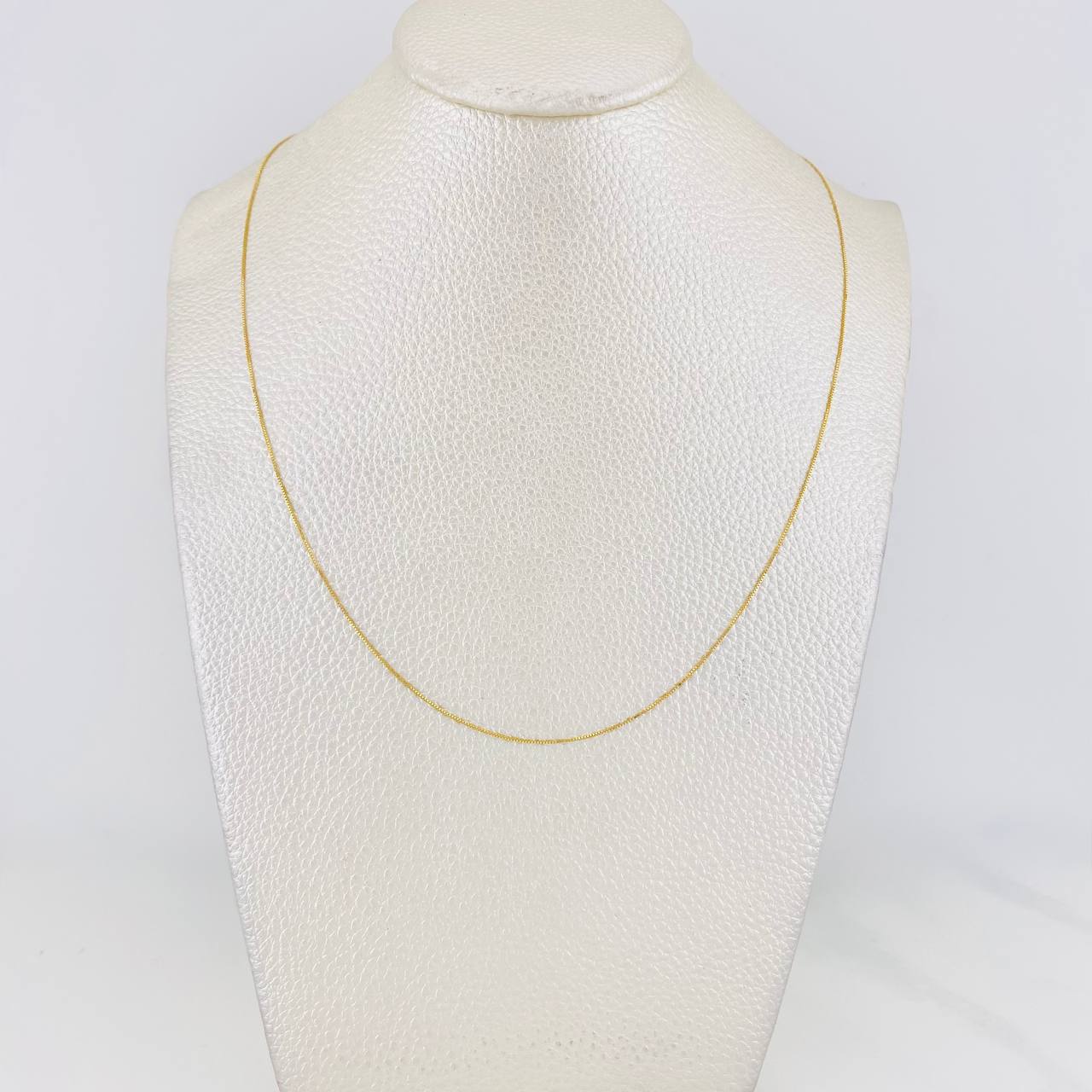 Cadena Veneciana 0.9g / 16 in / 0.51mm Oro Amarillo 18K