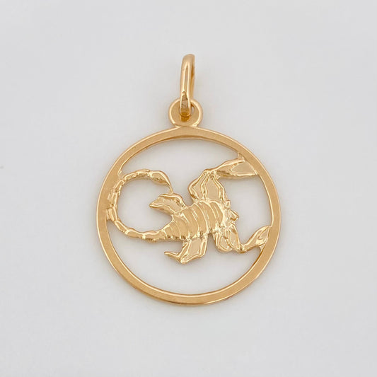 Dije Escorpion 3.15 g / 1 1/4 in Oro Amarillo 18K