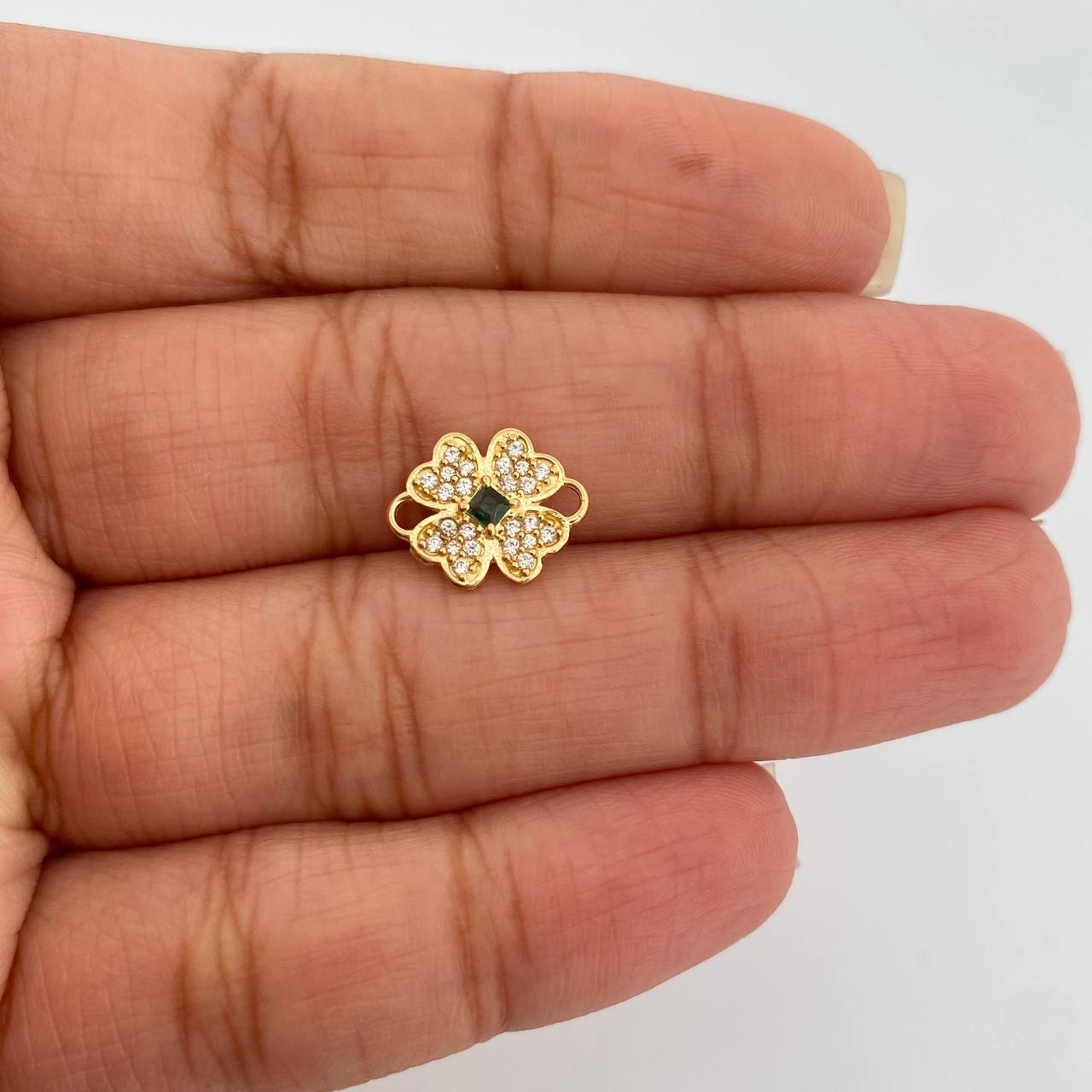 Herraje Trebol 0.75gr / 1/2 in / Oro Amarillo 18K %