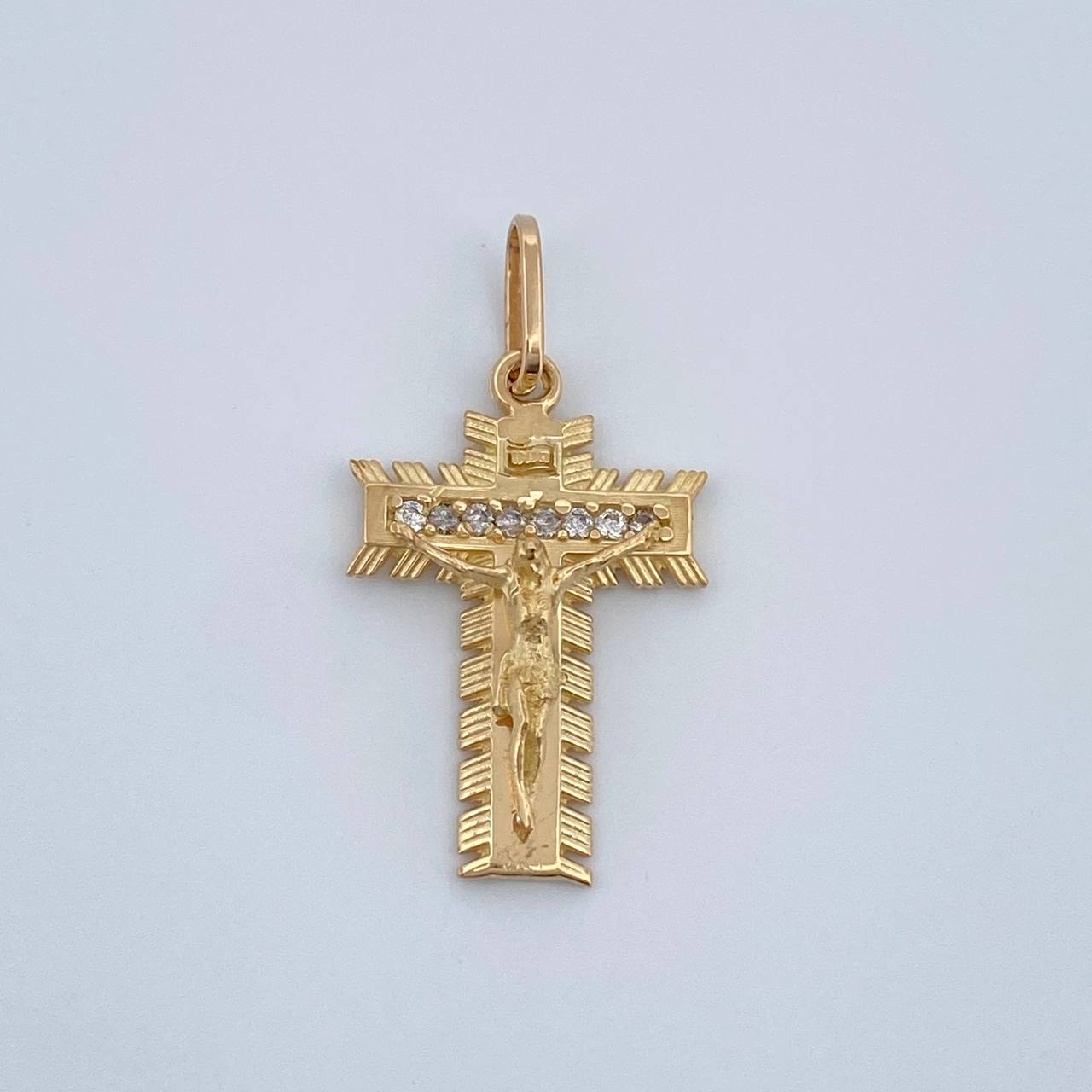 Dije Cruz Cristo Milagroso 2.15gr / 1 in / Oro Amarillo 18K %