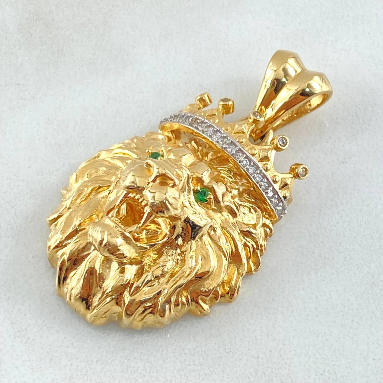 Pendant Lion Face 12.85gr / 4cm (1.6in) / 18K Gold *