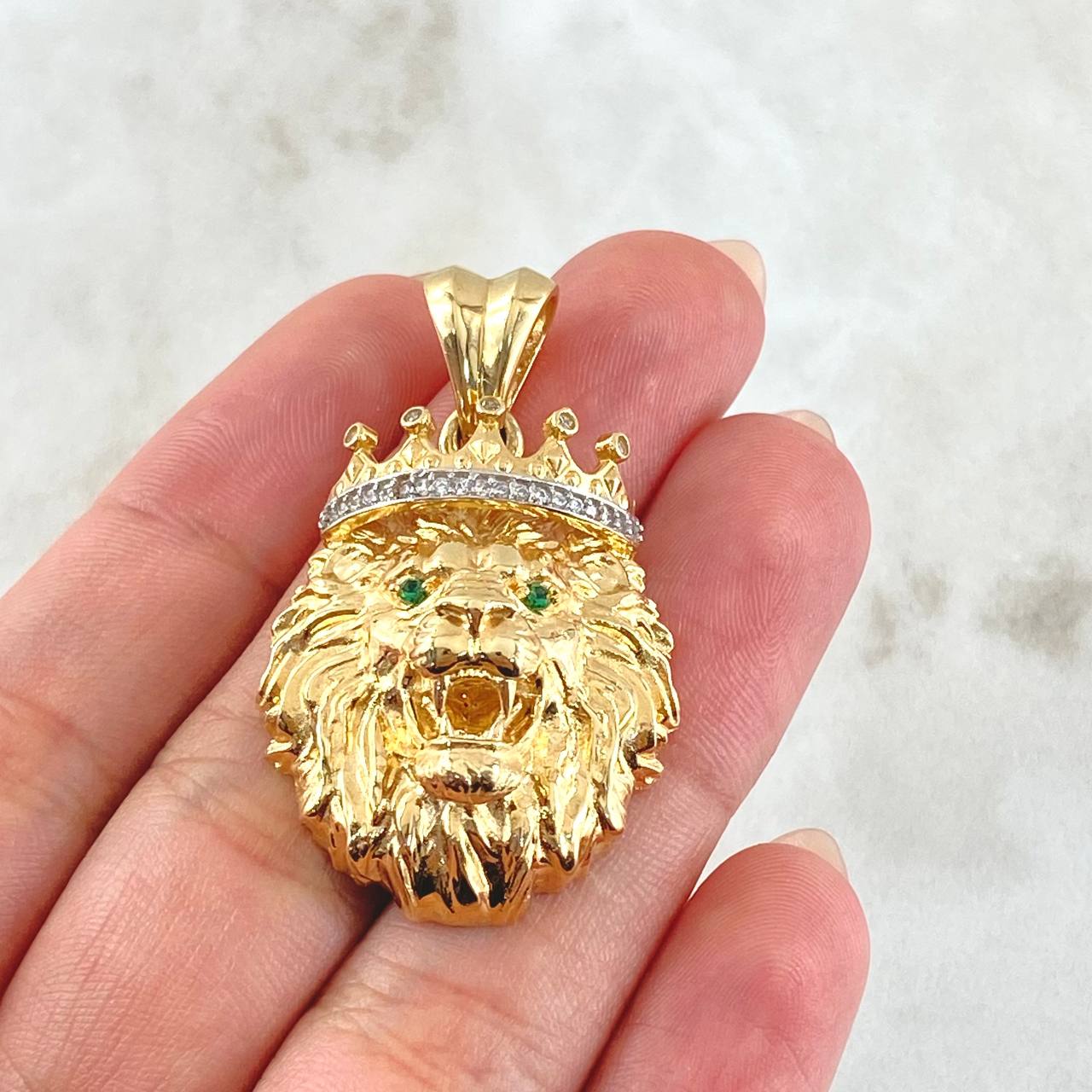 Pendant Lion Face 12.85gr / 4cm (1.6in) / 18K Gold *