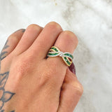 Infinity Bow Ring 5.65gr / Size 7 3/4 / 18K Gold *