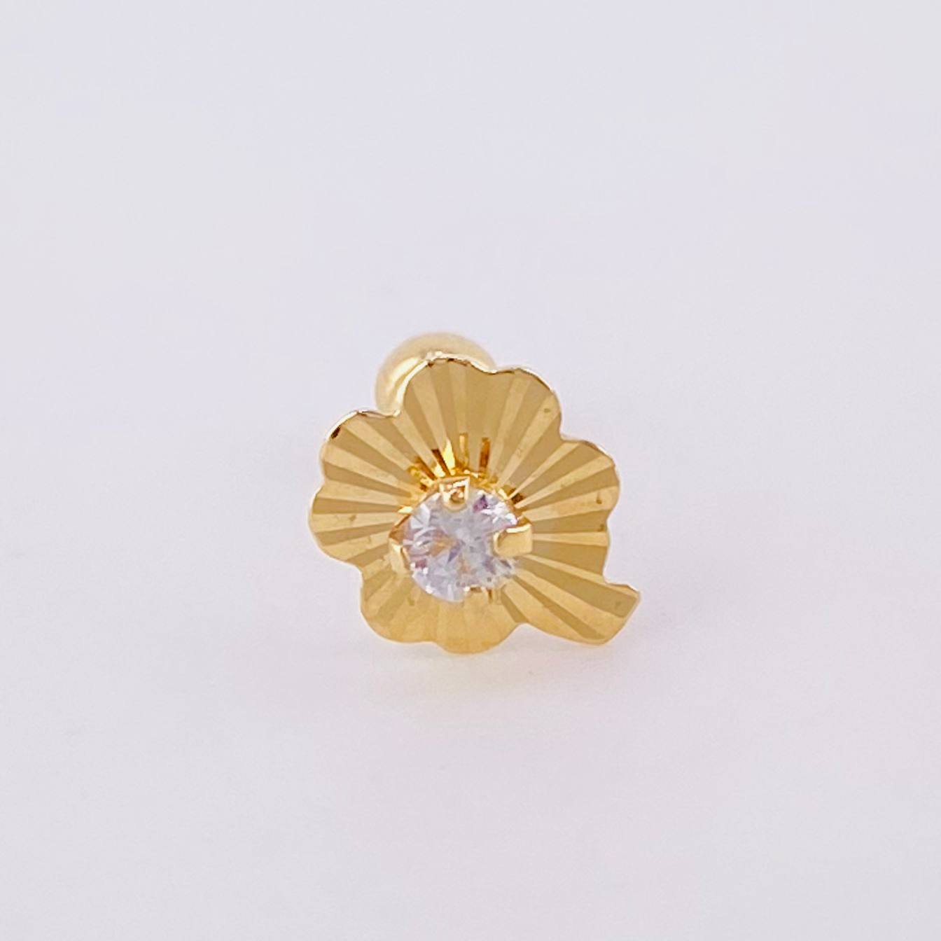 Piercing Trebol Chispa Central 0.45g / 1/2 in Oro Amarillo 18K