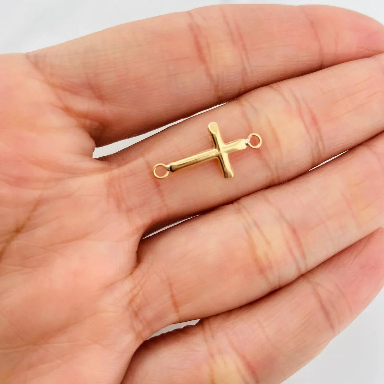 Charm Cross 0.3g / 3/4 in Yellow Gold 18K