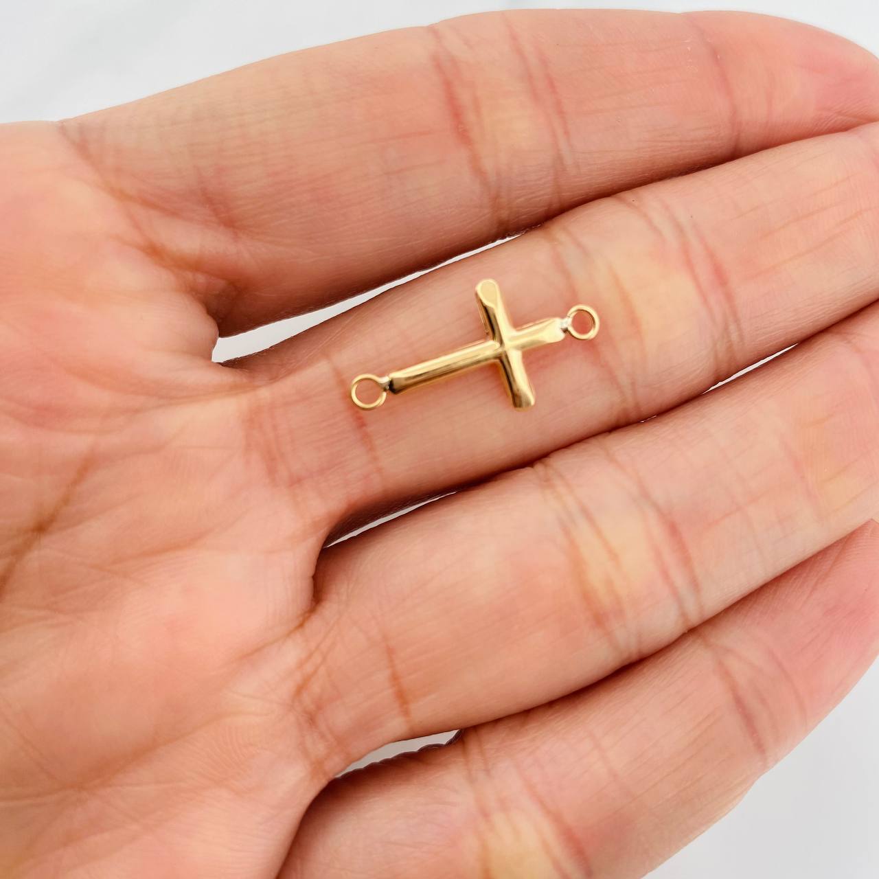 Charm Cross 0.3g / 3/4 in Yellow Gold 18K