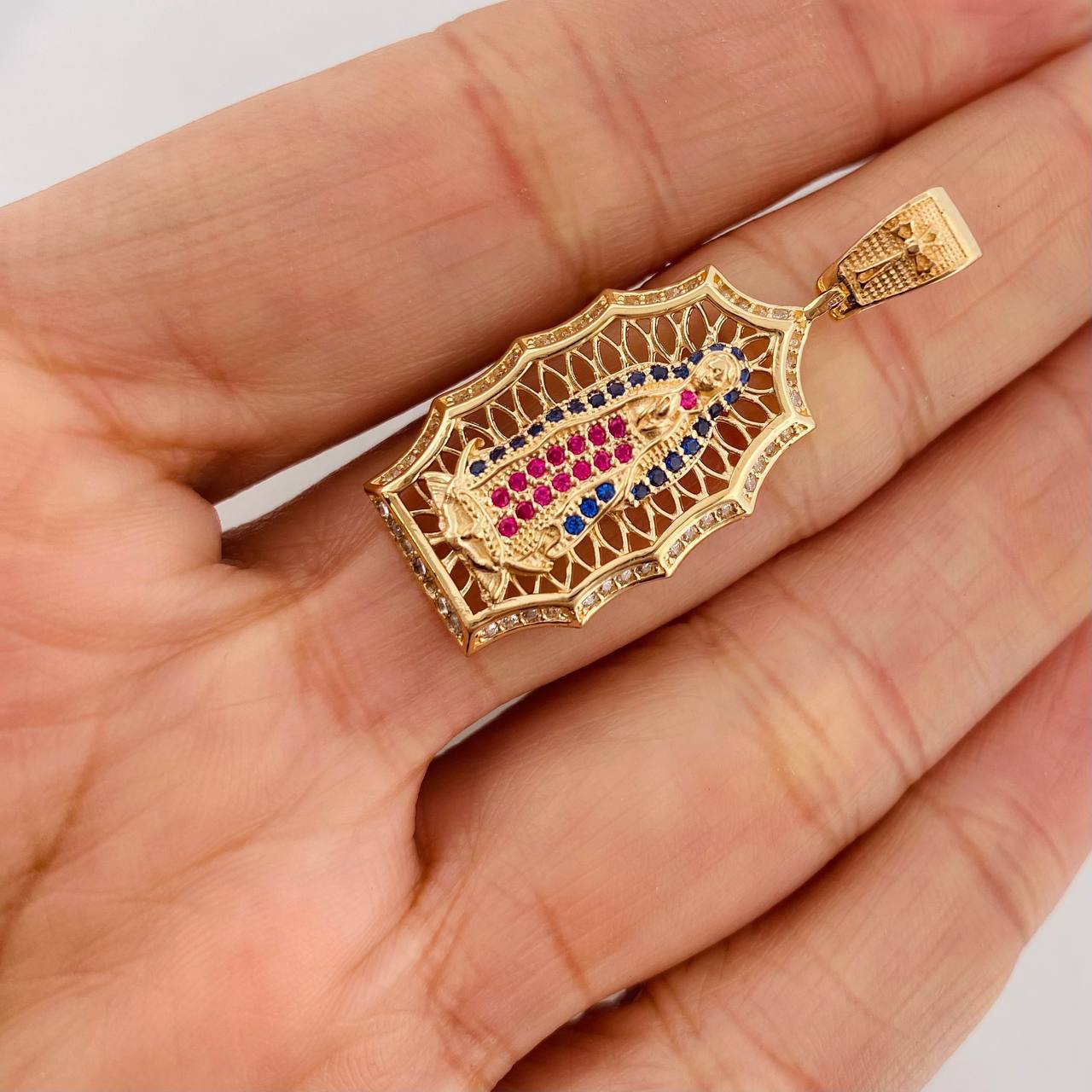 Dije Virgen de Guadalupe 4.55g / 1 1/2 in Oro Amarillo 18K