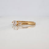 Anillo Solitario Trio 1.45g / T6 1/4 Oro Amarillo 18K