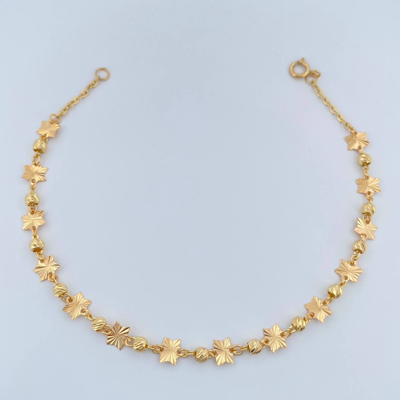Pulso Estrellas Diamantadas 2.4gr / 7 1/2 in / 3mm Oro Amarillo 18K %