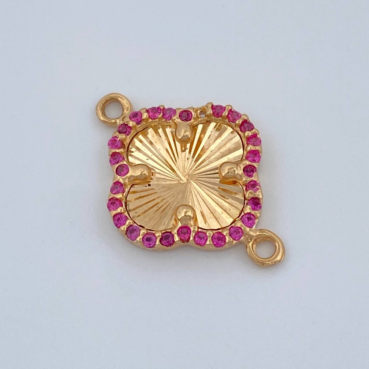 Herraje Trebol 1.1gr / 3/4 in / Oro Amarillo 18K %