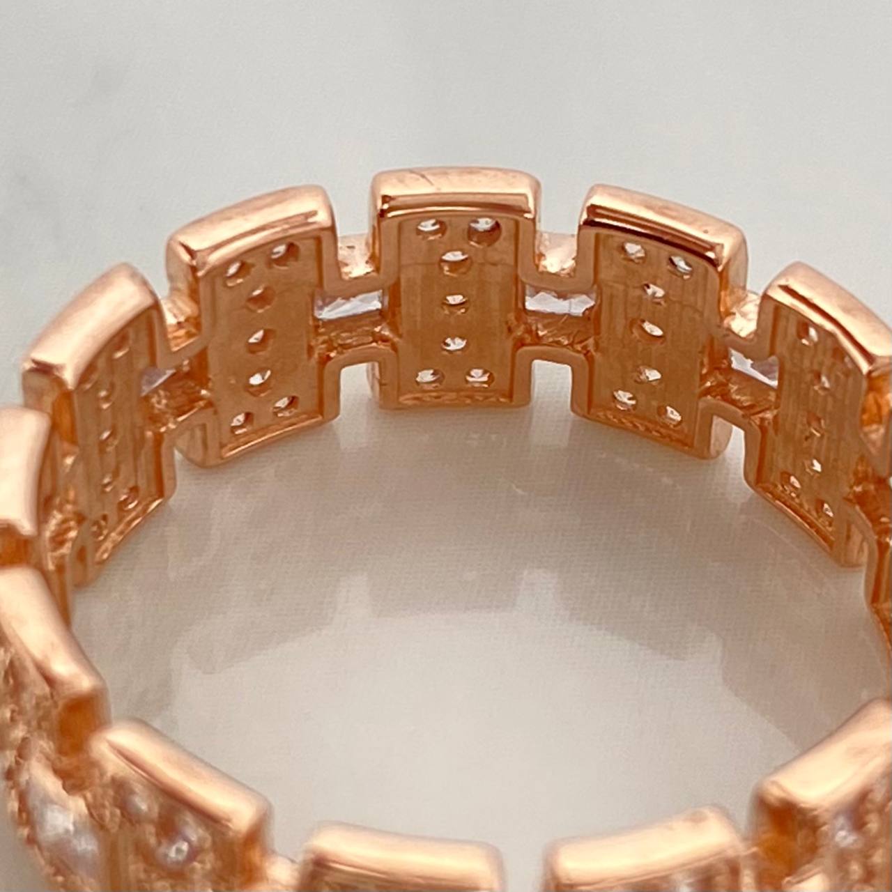 Anillo Glam 4.2gr / T7 1/4 / Oro Rosa 18K %