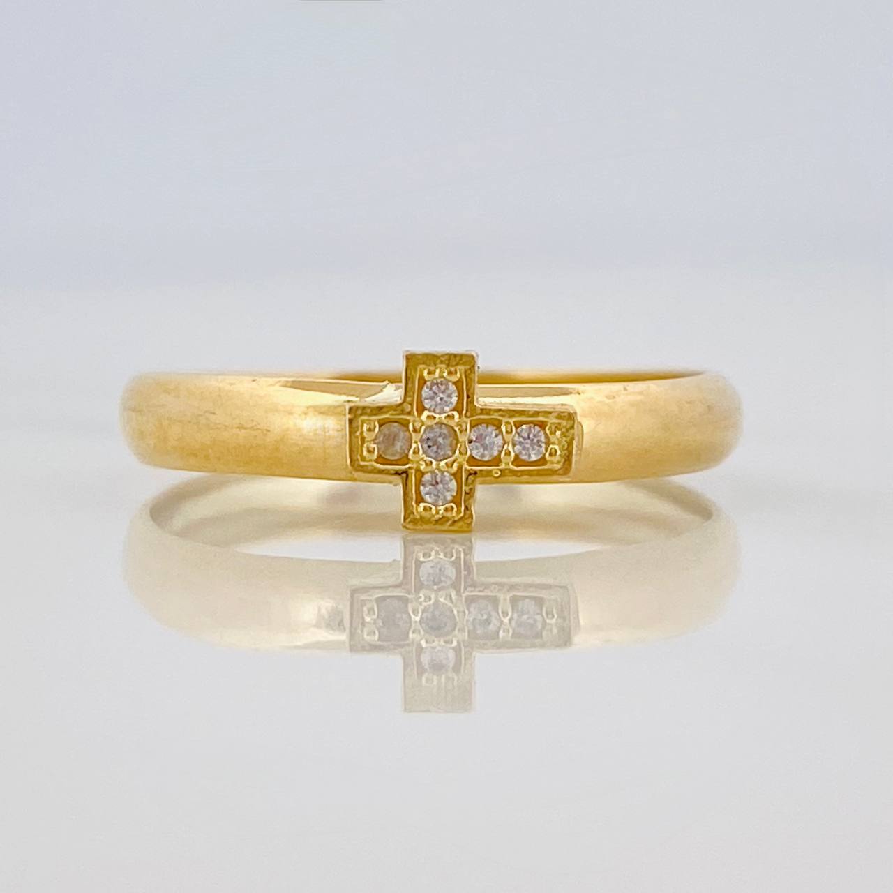 Anillo Cruz 0.8gr / T6 1/4 / Oro Amarillo 18K %