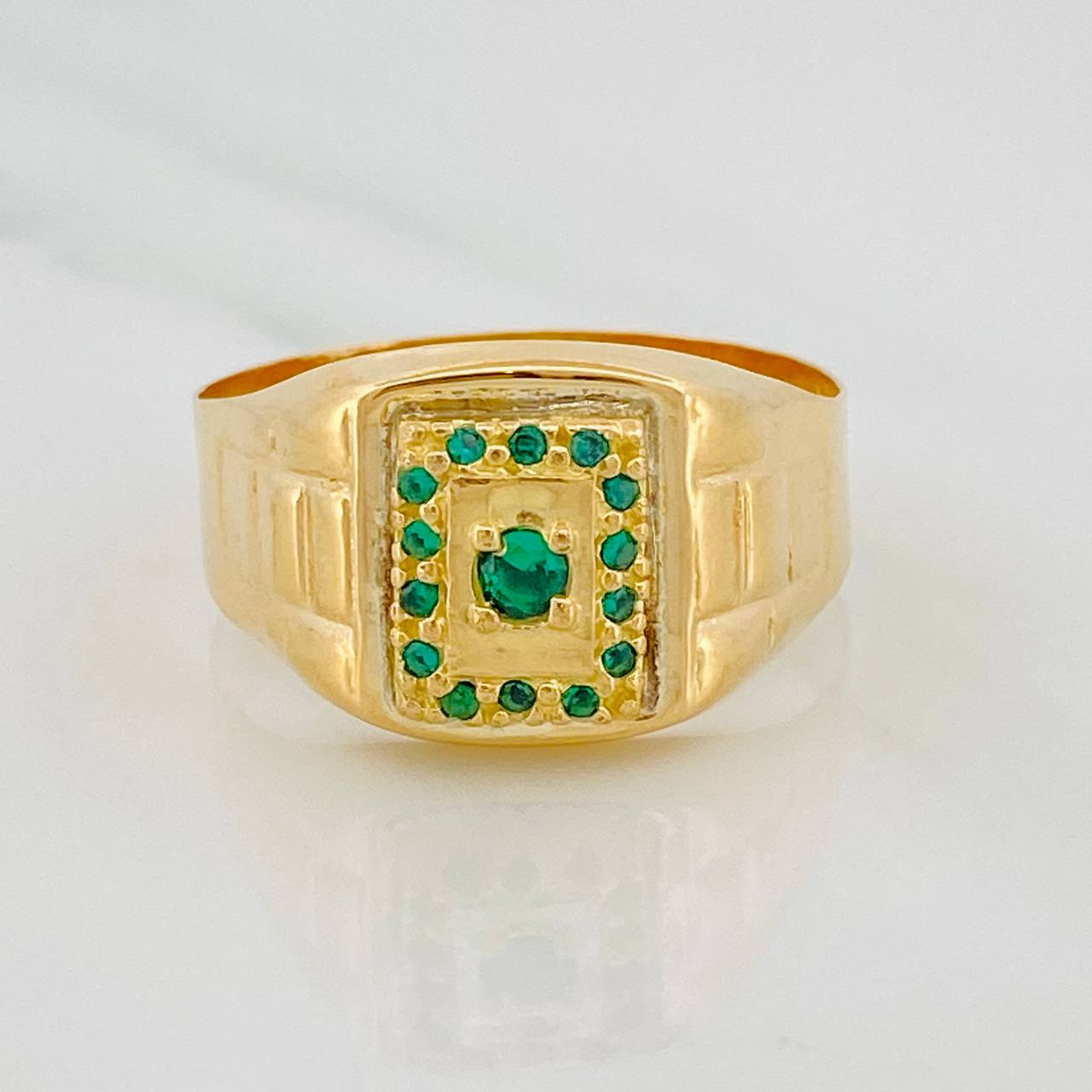 Anillo Sello Rectangular 4.6gr / T11 1/4 / Oro Amarillo 18K %