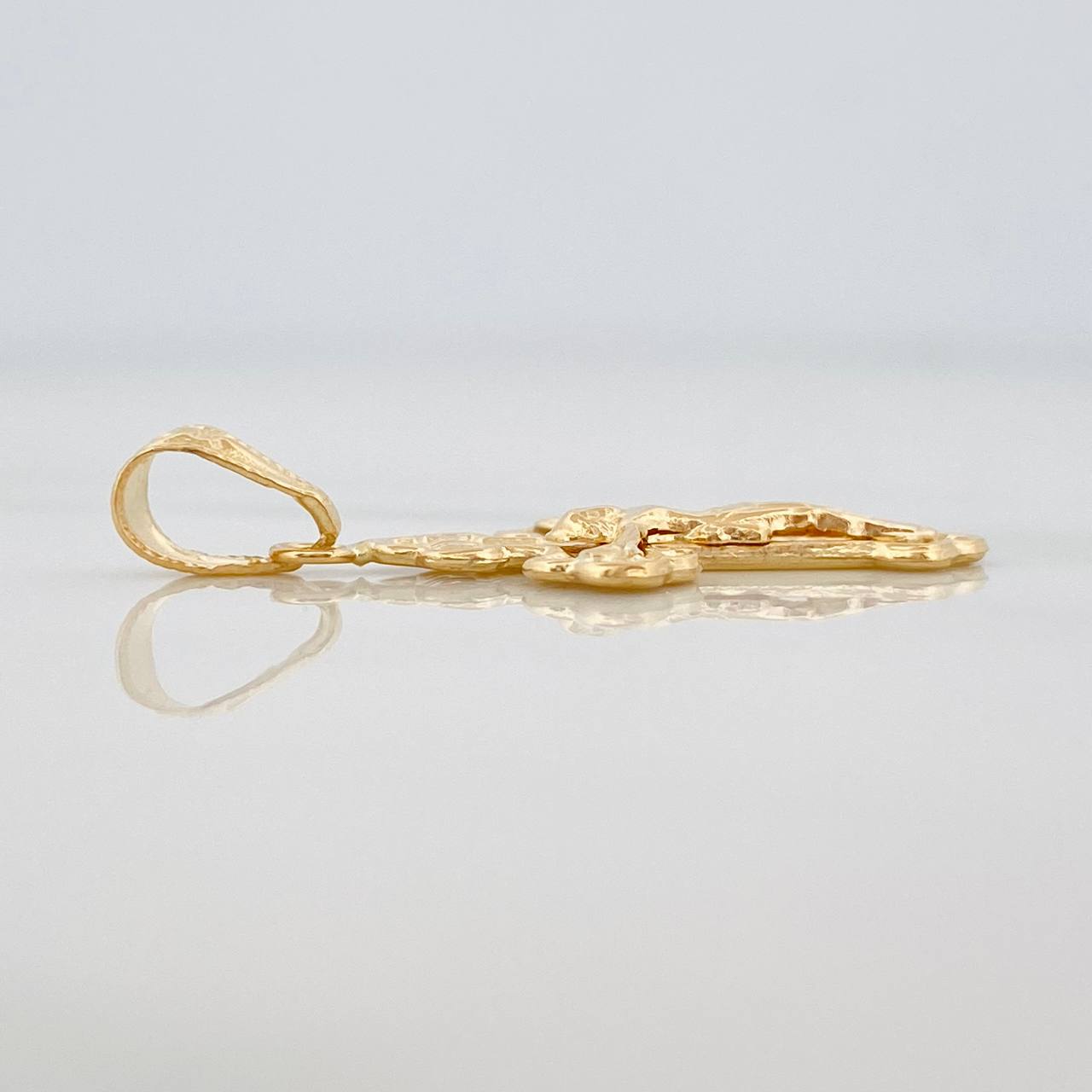 Dije Cruz Cristo 1.05gr / 1 1/4 in / Oro Amarillo 18K &