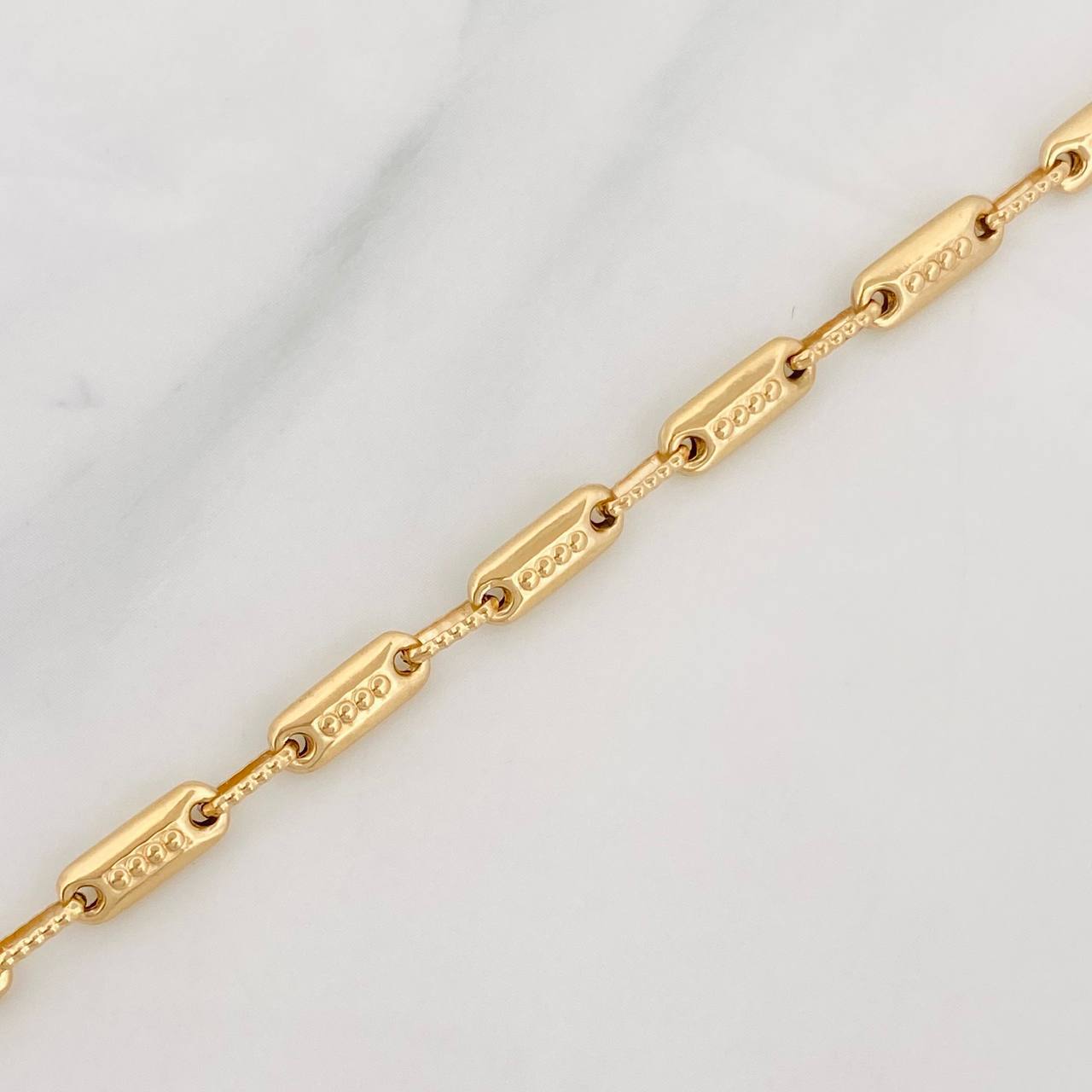 Bracelet Rustic Cylinder 4.55g / 7 3/4 in / 3.96mm Yellow Gold 18K