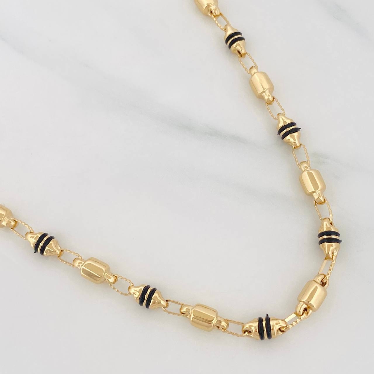 Cadena Rustica Barril 16.4g / 26 in / 4.77mm Oro Amarillo 18K