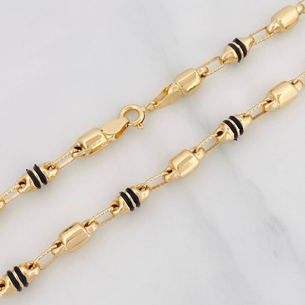 Cadena Rustica Barril 16.4g / 26 in / 4.77mm Oro Amarillo 18K