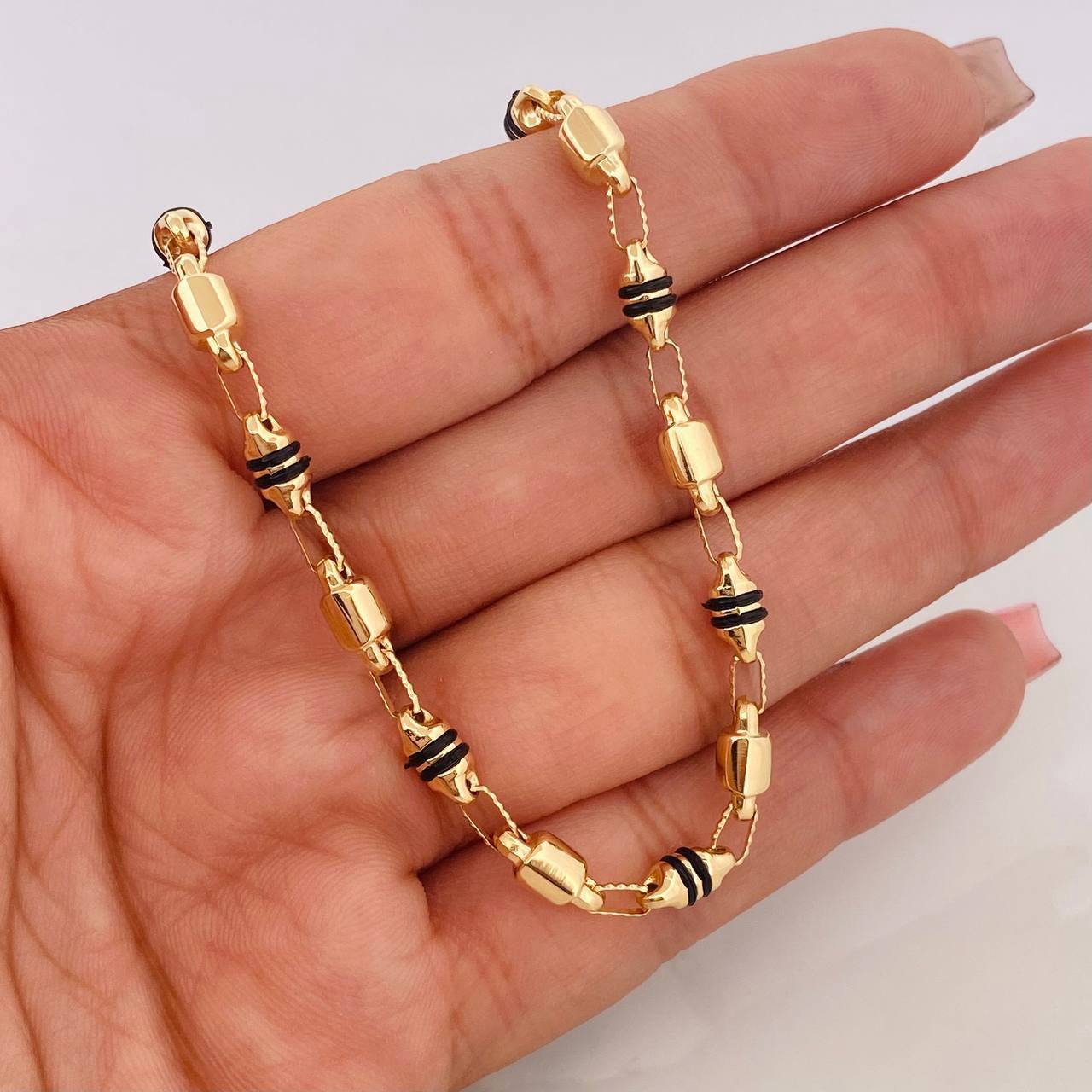 Cadena Rustica Barril 16.4g / 26 in / 4.77mm Oro Amarillo 18K