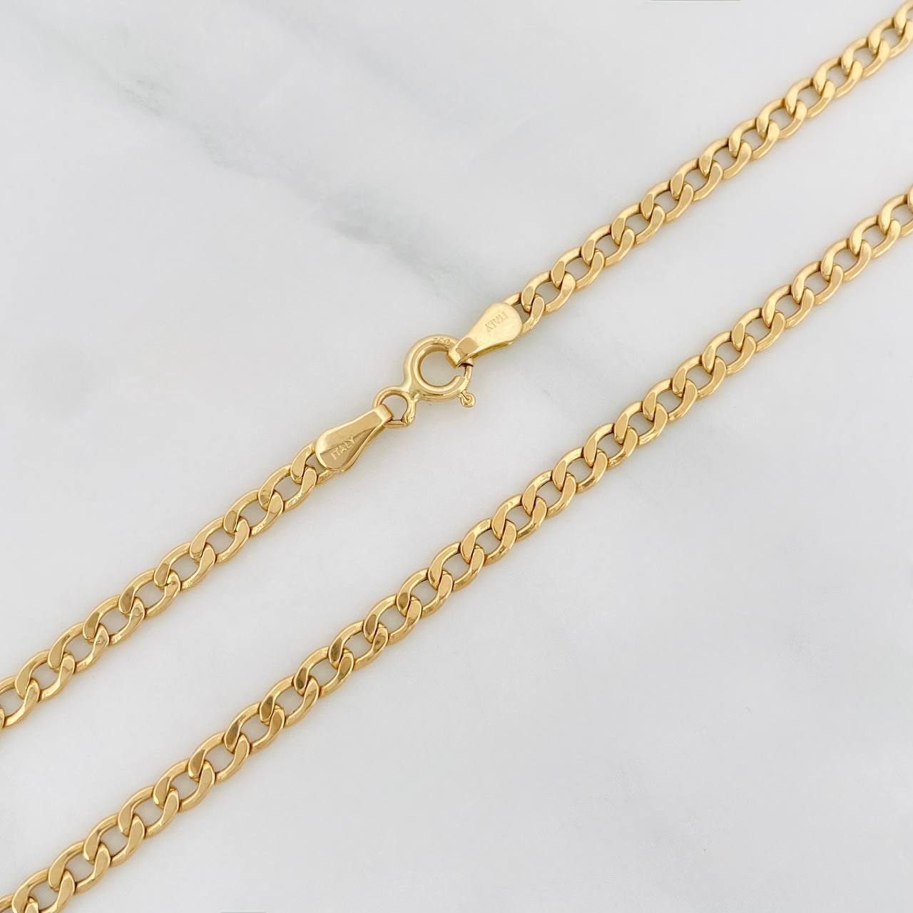 Cadena Cubana 4.65g / 24 in / 3.02mm Oro Amarillo 18K